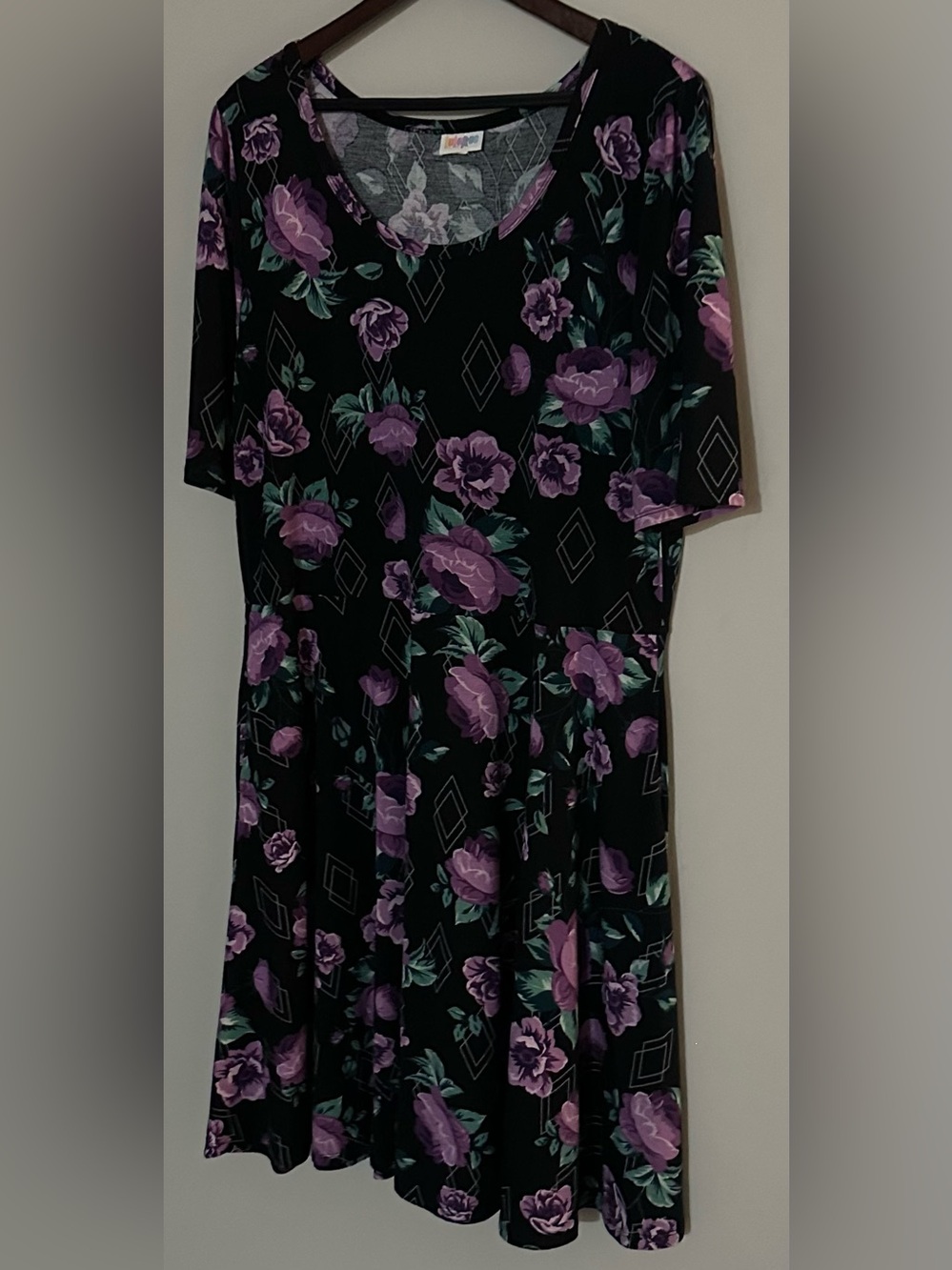 Lularoe 3xl dress black, purple flowers, pockets, tag from neckline removed